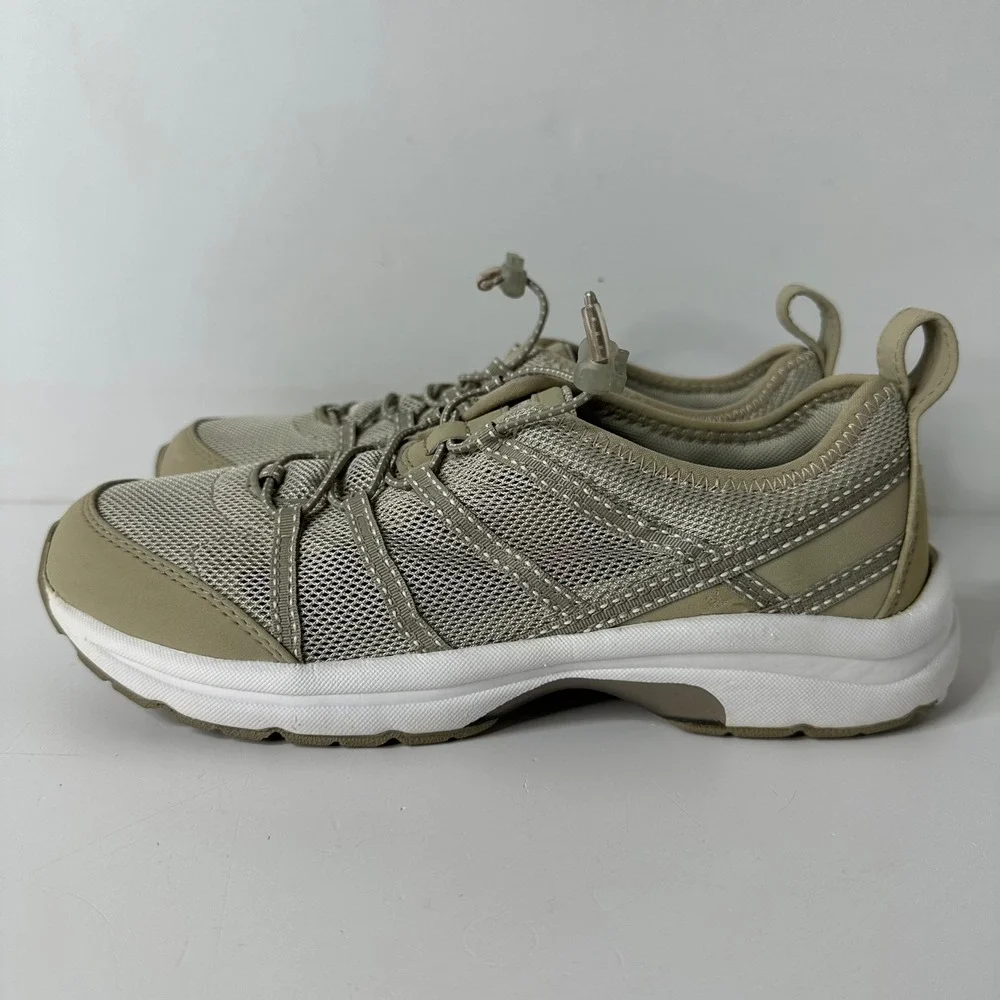 Lands End WM Sport Shoe Sand Stone Mesh Bungee Sneakers Womens 8 Med 64730
